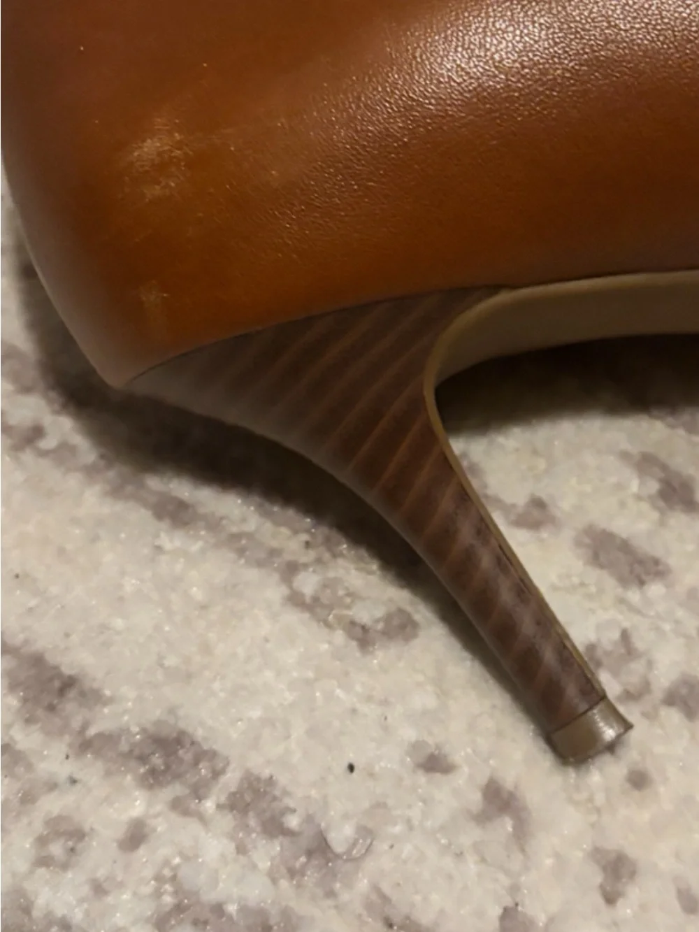 Alfani Step ‘N Flex Cognac Pointed Toe Leather Pumps – Women’s Size 8